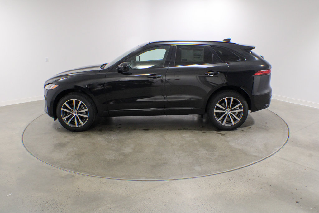 New 2026 Jaguar F-PACE R-Dynamic S AWD/4WD image 3
