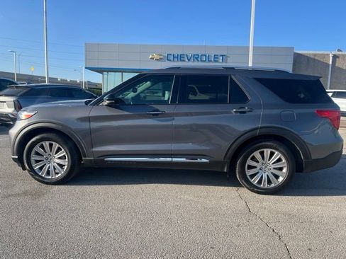 Used 2021 Ford Explorer Limited w/ Equipment Group 301A RWD image 5