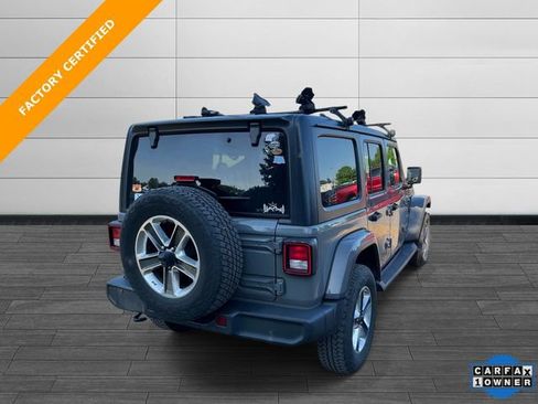Used 2018 Jeep Wrangler Unlimited Sahara AWD/4WD image 2