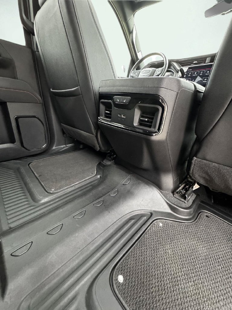 Used 2025 GMC Sierra 1500 AT4 w/ Technology Package AWD/4WD image 36