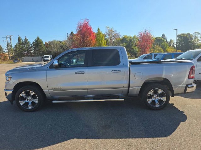 Used 2023 RAM 1500 Laramie AWD/4WD image 2