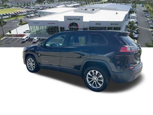 Certified 2022 Jeep Cherokee Latitude Lux FWD image 28