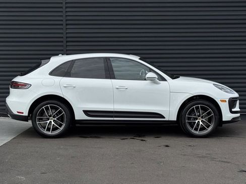 New 2026 Porsche Macan image 8
