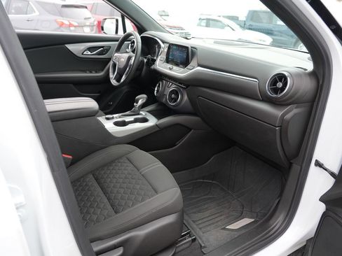 Used 2022 Chevrolet Blazer LT image 29