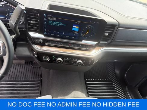 Used 2023 Chevrolet Silverado 1500 LT AWD/4WD image 18