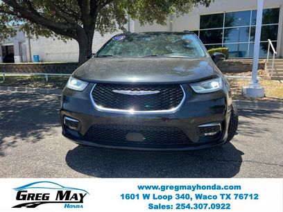 Used 2022 Chrysler Pacifica Touring-L