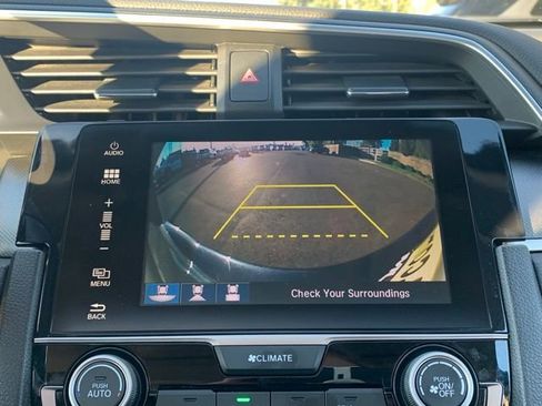 Used 2018 Honda Civic EX image 15