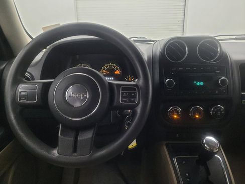 Used 2014 Jeep Patriot Sport w/ Power Value Group FWD image 22
