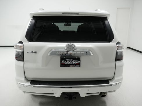 Used 2019 Toyota 4Runner Limited image 5