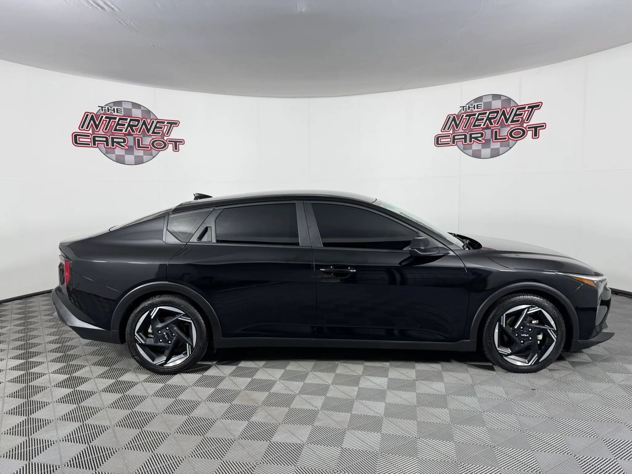 Used 2025 Kia K4 EX FWD image 8