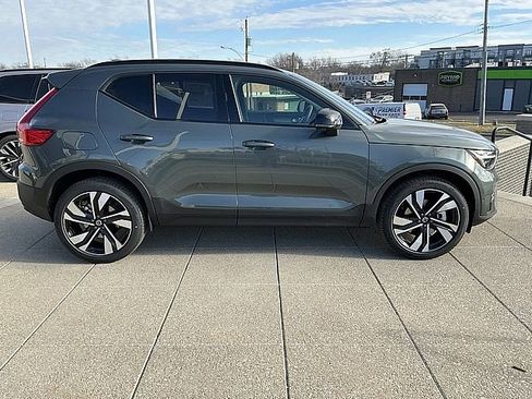 New 2026 Volvo XC40 B5 Ultra w/ Climate Package image 7