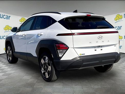 Used 2024 Hyundai Kona SEL AWD/4WD image 4