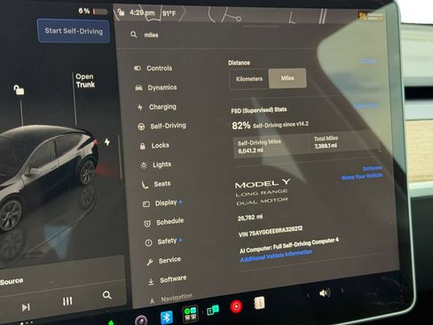Used 2024 Tesla Model Y Long Range AWD/4WD image 13