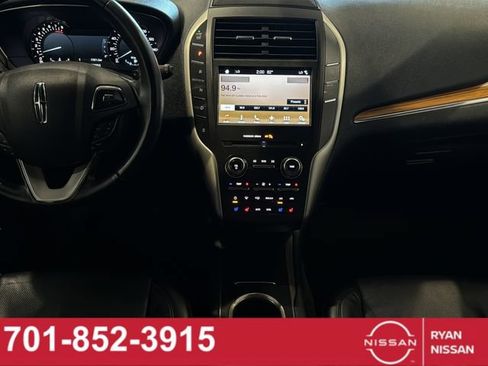 Used 2017 Lincoln MKC Reserve w/ Lincoln MKC Climate Package AWD/4WD image 30