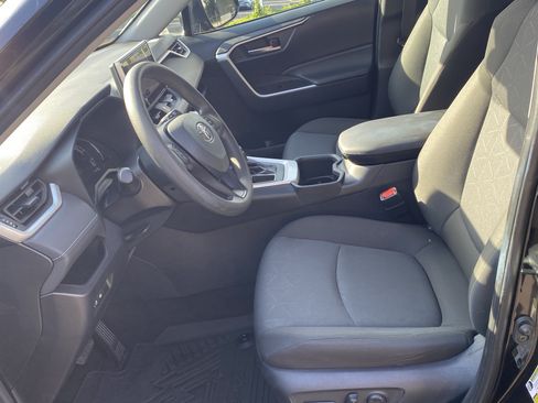 Certified 2025 Toyota RAV4 XLE FWD image 13