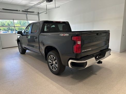 New 2026 Chevrolet Silverado 1500 LT image 4