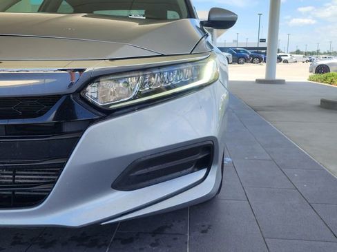 Used 2018 Honda Accord LX image 15