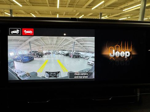 Used 2024 Jeep Wrangler Unlimited Rubicon 392 w/ Dual Top Group image 21