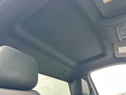 Used 2020 GMC Sierra 1500 4x4 Regular Cab w/ Sierra Value Package image 15