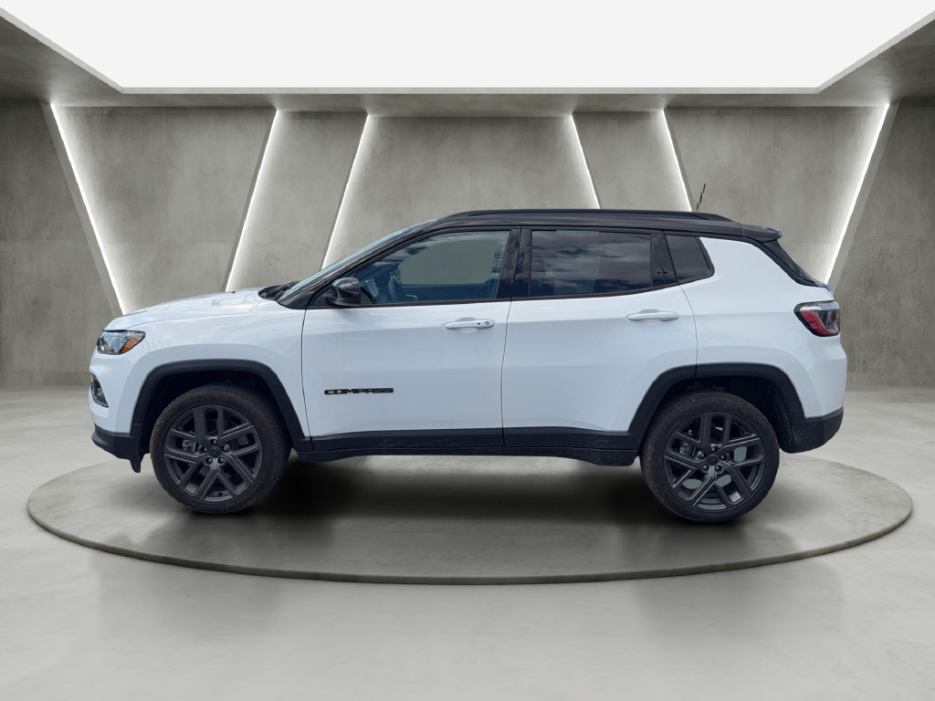 Used 2026 Jeep Compass Limited AWD/4WD image 4