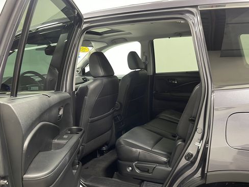 Used 2022 Honda Pilot EX-L image 16
