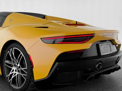 Used 2023 Maserati MC20 Spyder image 41