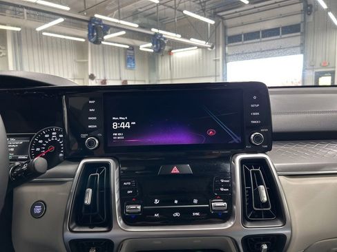 Used 2023 Kia Sorento S FWD image 21