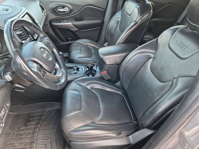 Used 2019 Jeep Cherokee Limited AWD/4WD image 16