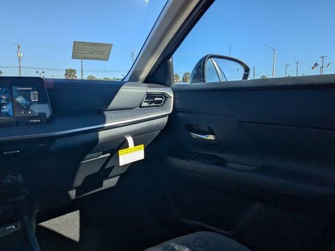 New 2026 Nissan Kicks SV w/ Charging Package image 15