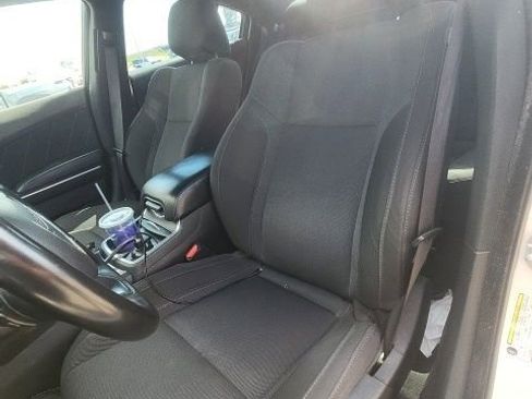 Used 2019 Dodge Charger SXT RWD image 16