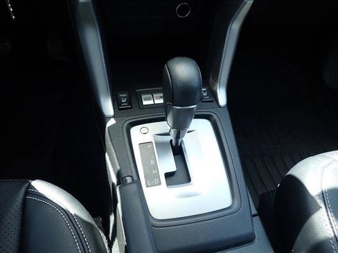 Used 2014 Subaru Forester 2.5i Touring AWD/4WD image 22