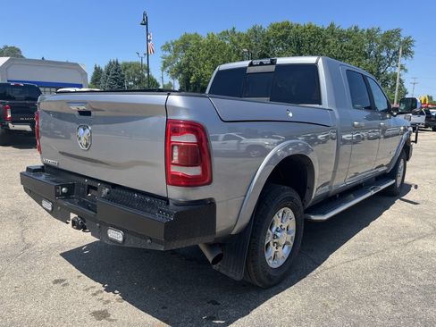 Used 2020 RAM 2500 Laramie AWD/4WD image 6