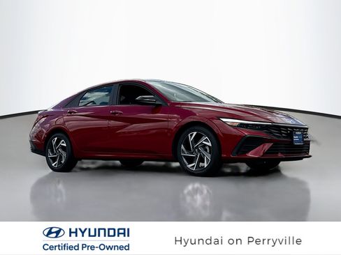 Certified 2025 Hyundai Elantra Sport FWD image 1