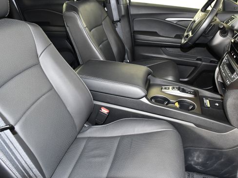 Certified 2024 Honda Passport EX-L image 43