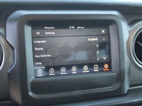 Used 2022 Jeep Wrangler Unlimited Sport AWD/4WD image 28