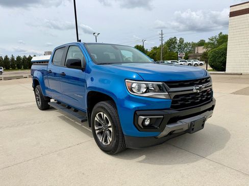 Used 2022 Chevrolet Colorado Z71 AWD/4WD image 5