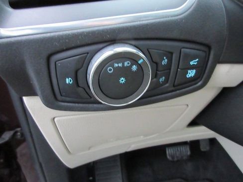Certified 2024 Ford Edge Titanium AWD/4WD image 13