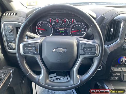 Used 2021 Chevrolet Silverado 1500 LT Trail Boss w/ Convenience Package II image 16