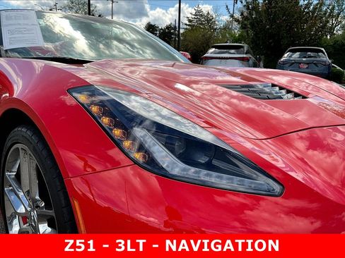 Used 2017 Chevrolet Corvette Stingray Convertible RWD image 32