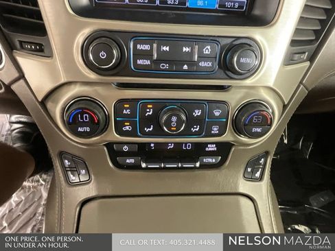 Used 2018 GMC Yukon Denali w/ Denali Ultimate Package AWD/4WD image 36
