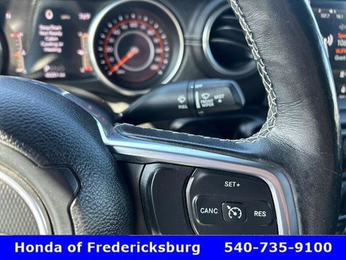 Used 2020 Jeep Gladiator Overland image 18