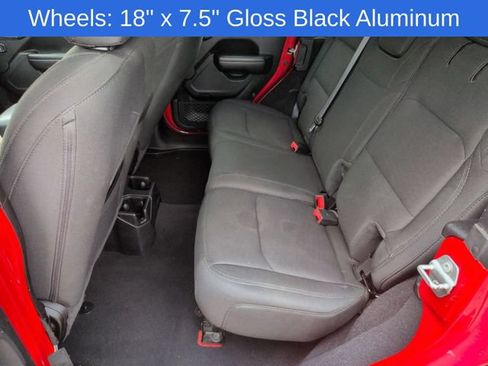 Used 2020 Jeep Wrangler Unlimited Sport AWD/4WD image 31