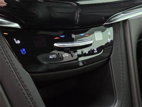 Used 2020 Cadillac XT6 Sport image 27