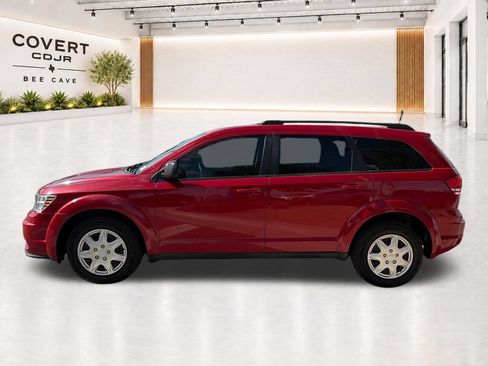 Used 2020 Dodge Journey SE FWD image 8