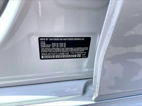 Used 2020 BMW M550i xDrive AWD/4WD image 32