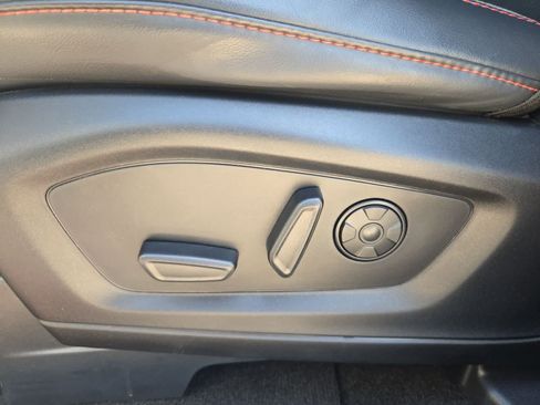 Used 2025 Ford Explorer ST AWD/4WD image 16