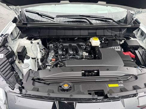 New 2026 Nissan Pathfinder Platinum FWD image 22