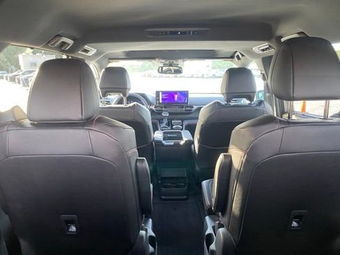Certified 2025 Toyota Sienna XSE AWD/4WD image 14