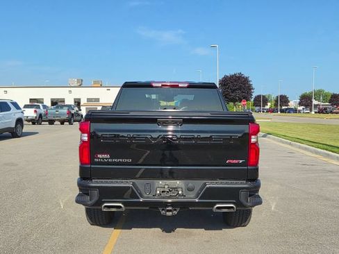Used 2023 Chevrolet Silverado 1500 RST w/ Z71 Off-Road Package AWD/4WD image 6
