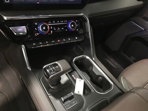 Used 2024 GMC Sierra 1500 Denali w/ Denali Reserve Package image 19